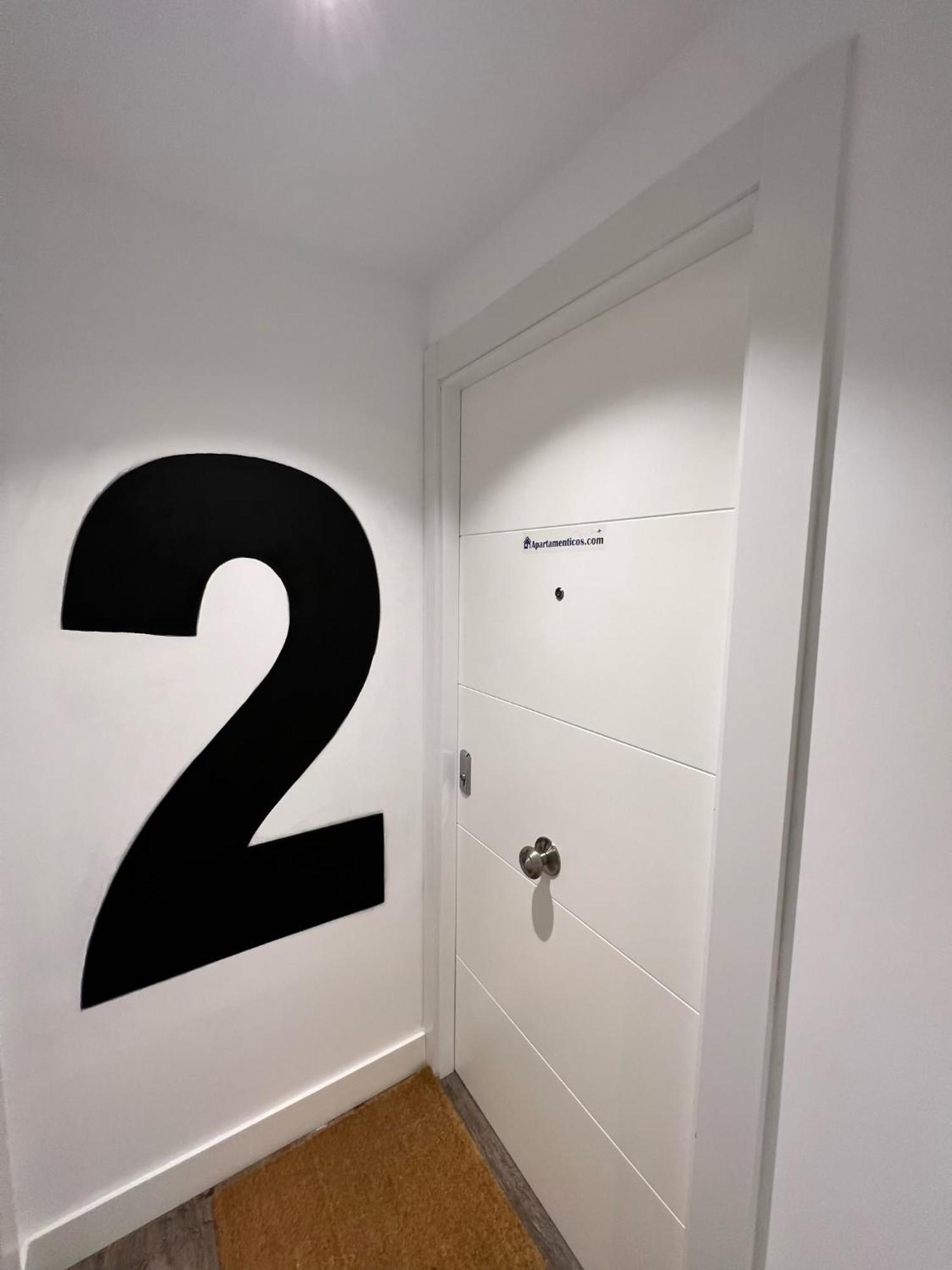 Apartamenticos El Tubo I Сарагоса Экстерьер фото